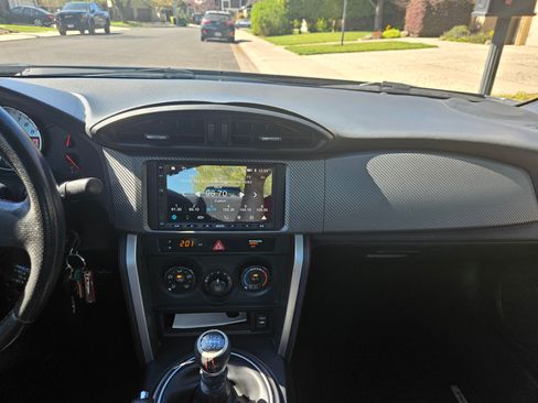 Used 2015 Scion FR-S image 11