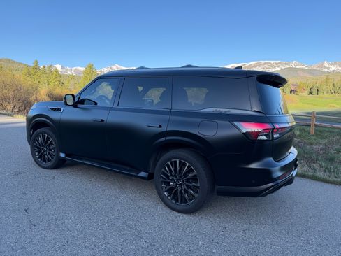 Used 2025 INFINITI QX80 Autograph AWD/4WD image 2
