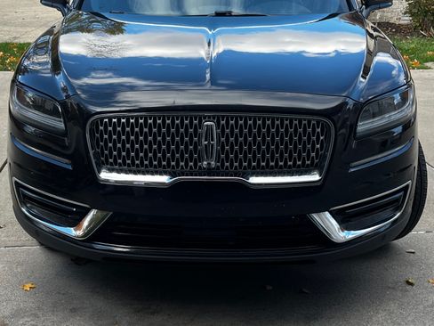 Used 2020 Lincoln Nautilus Reserve w/ Equipment Group 201A image 1