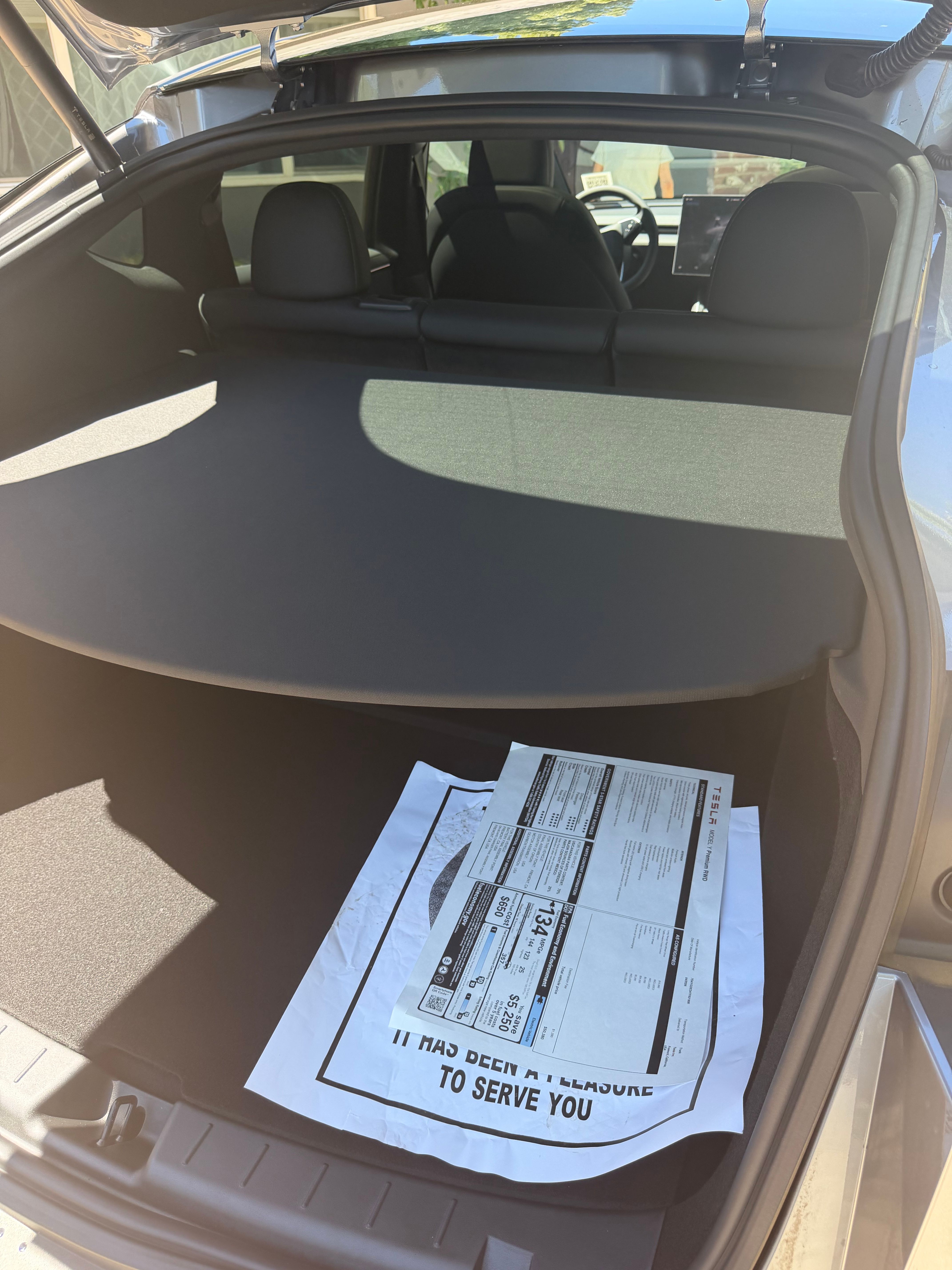 Used 2026 Tesla Model Y Long Range RWD image 4