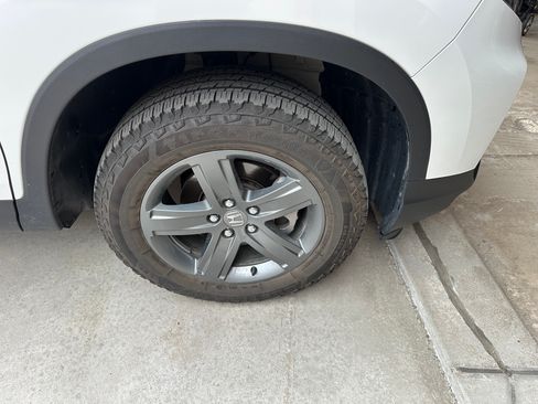 Used 2023 Honda Ridgeline RTL-E image 4