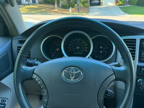 Used 2008 Toyota 4Runner Sport RWD image 20