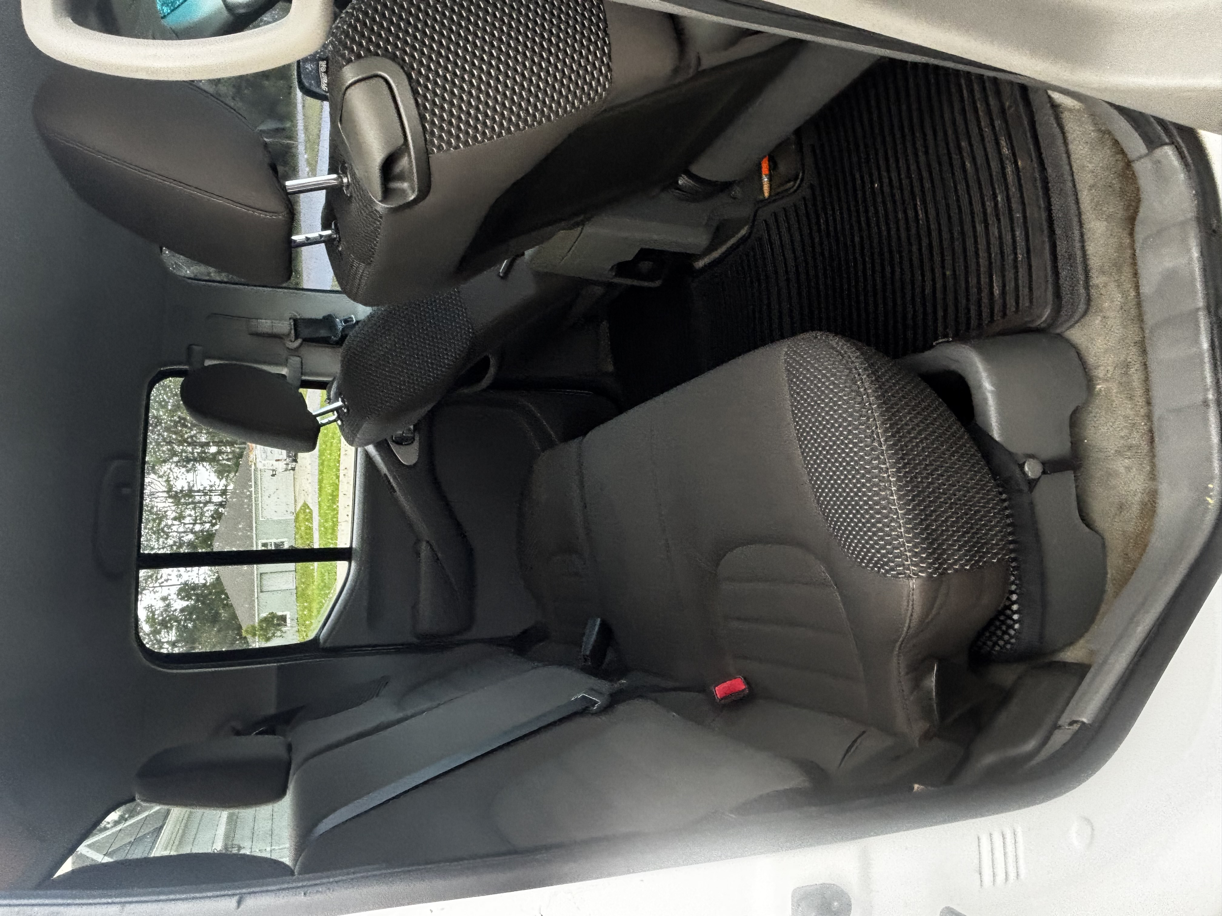 Used 2012 Nissan Frontier SV w/ Sport Appearance Pkg RWD image 8