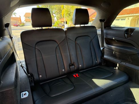 Used 2015 Audi Q7 3.0T S line Prestige w/ 21" S Line Plus Package image 16