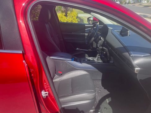 Used 2020 MAZDA CX-30 FWD w/ Select Package image 12