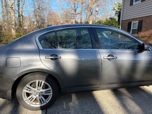 Used 2010 INFINITI G37 x Sedan w/ Premium Pkg image 10