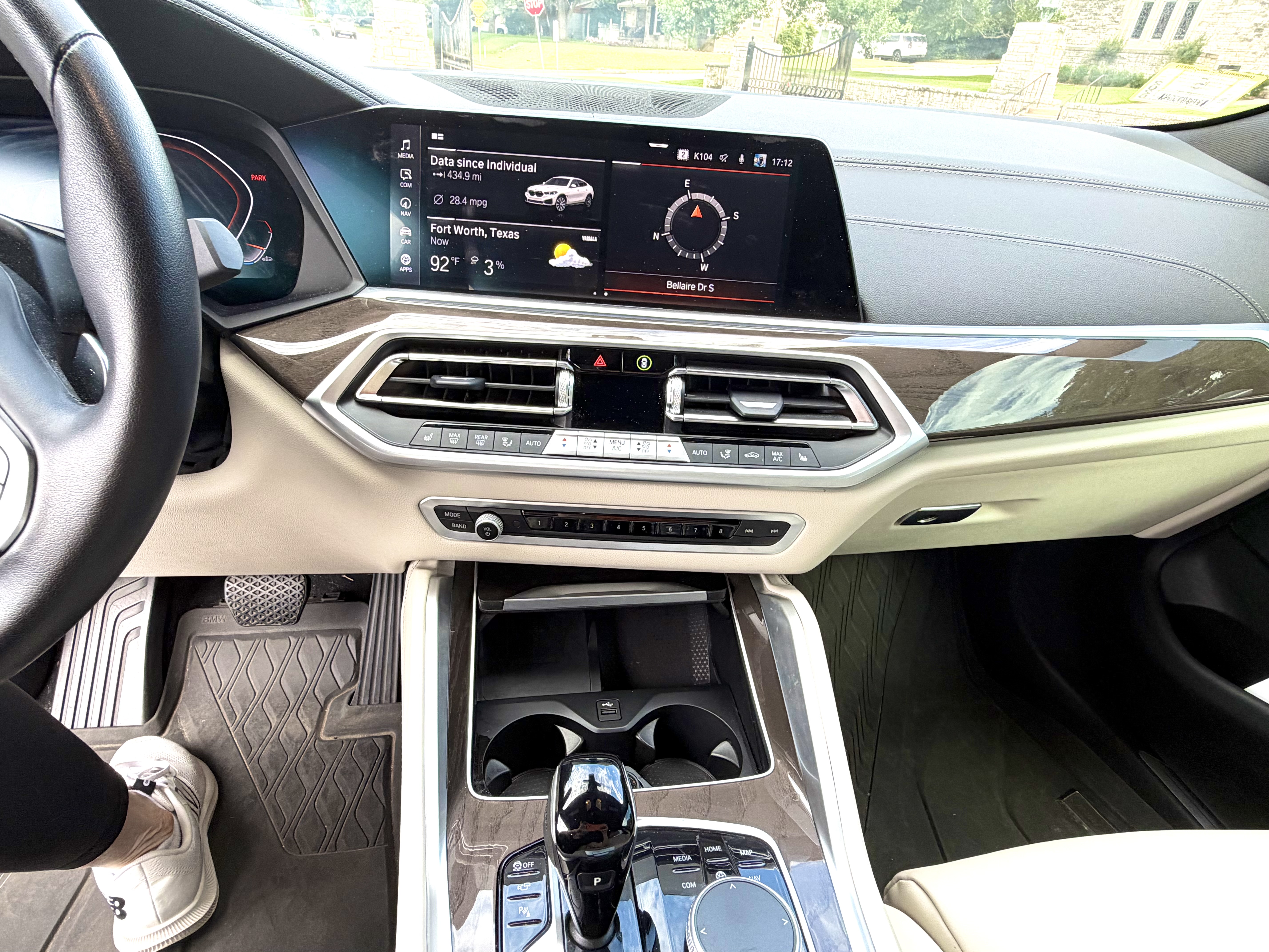 Used 2023 BMW X6 xDrive40i w/ Premium Package AWD/4WD image 12