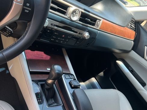 Used 2015 Lexus GS 350 w/ Premium Package RWD image 4