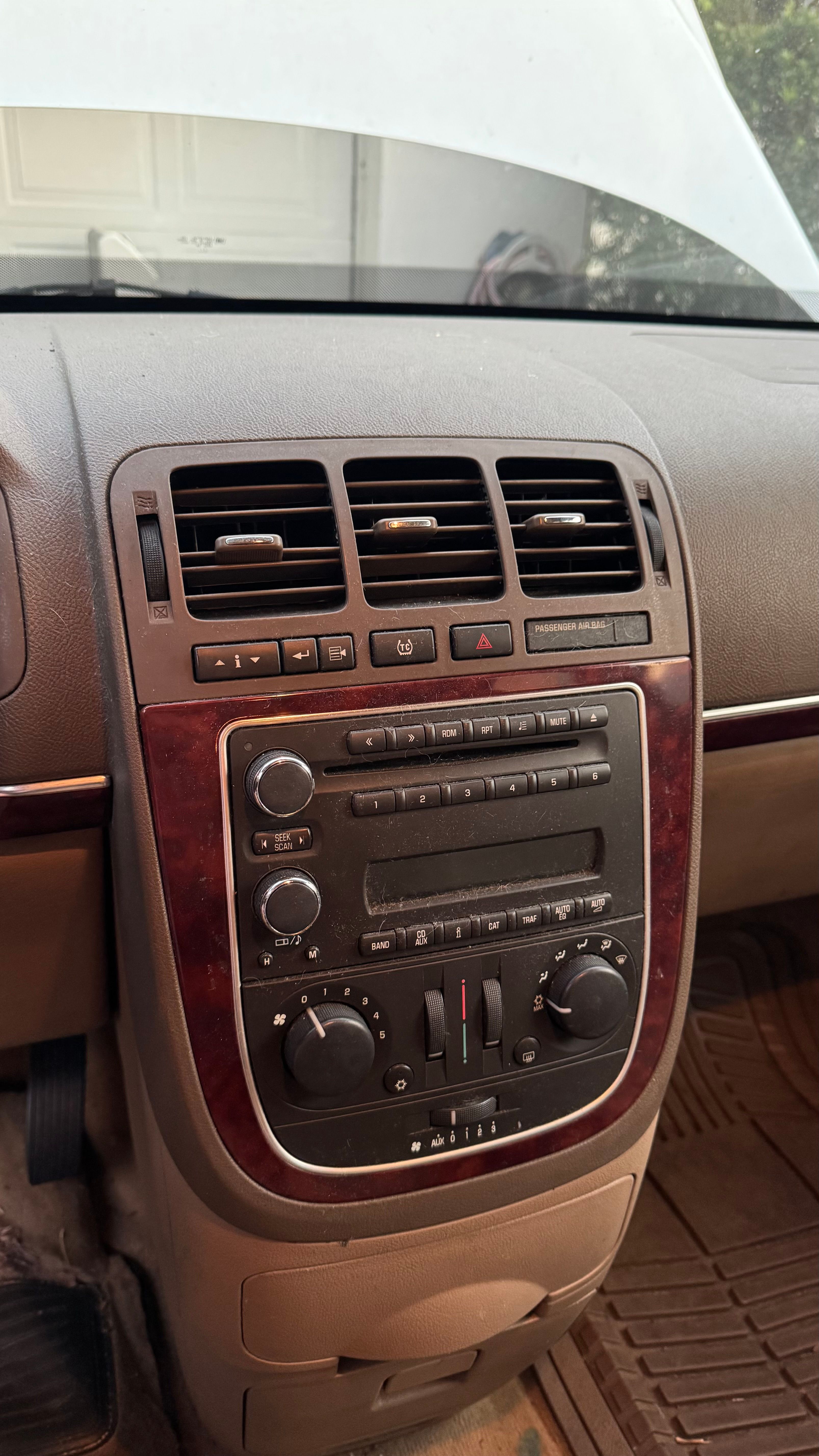 Used 2005 Buick Terraza CXL FWD image 8