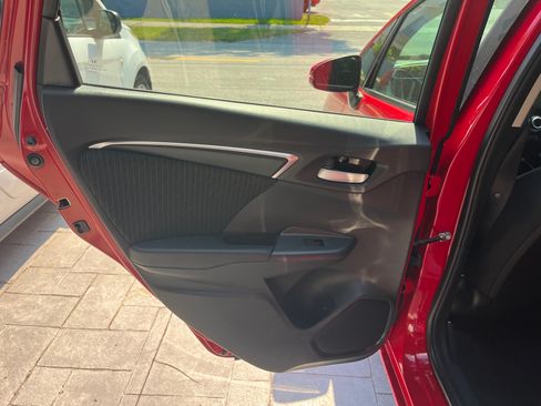 Used 2018 Honda Fit EX image 15