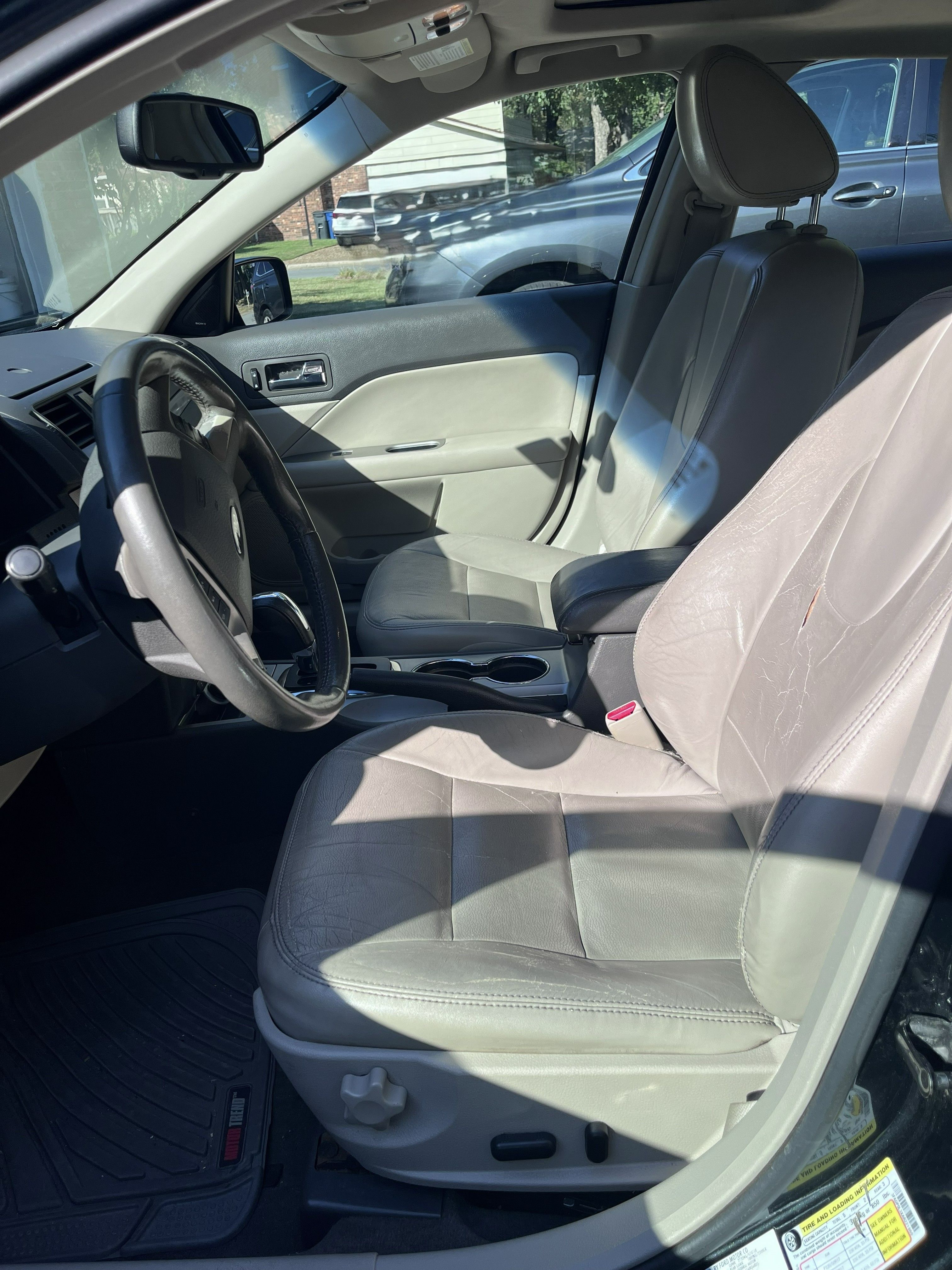 Used 2010 Ford Fusion Hybrid FWD image 9