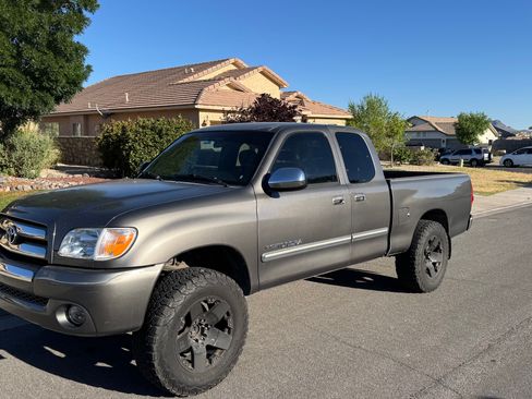 Used 2006 Toyota Tundra SR5 RWD image 1
