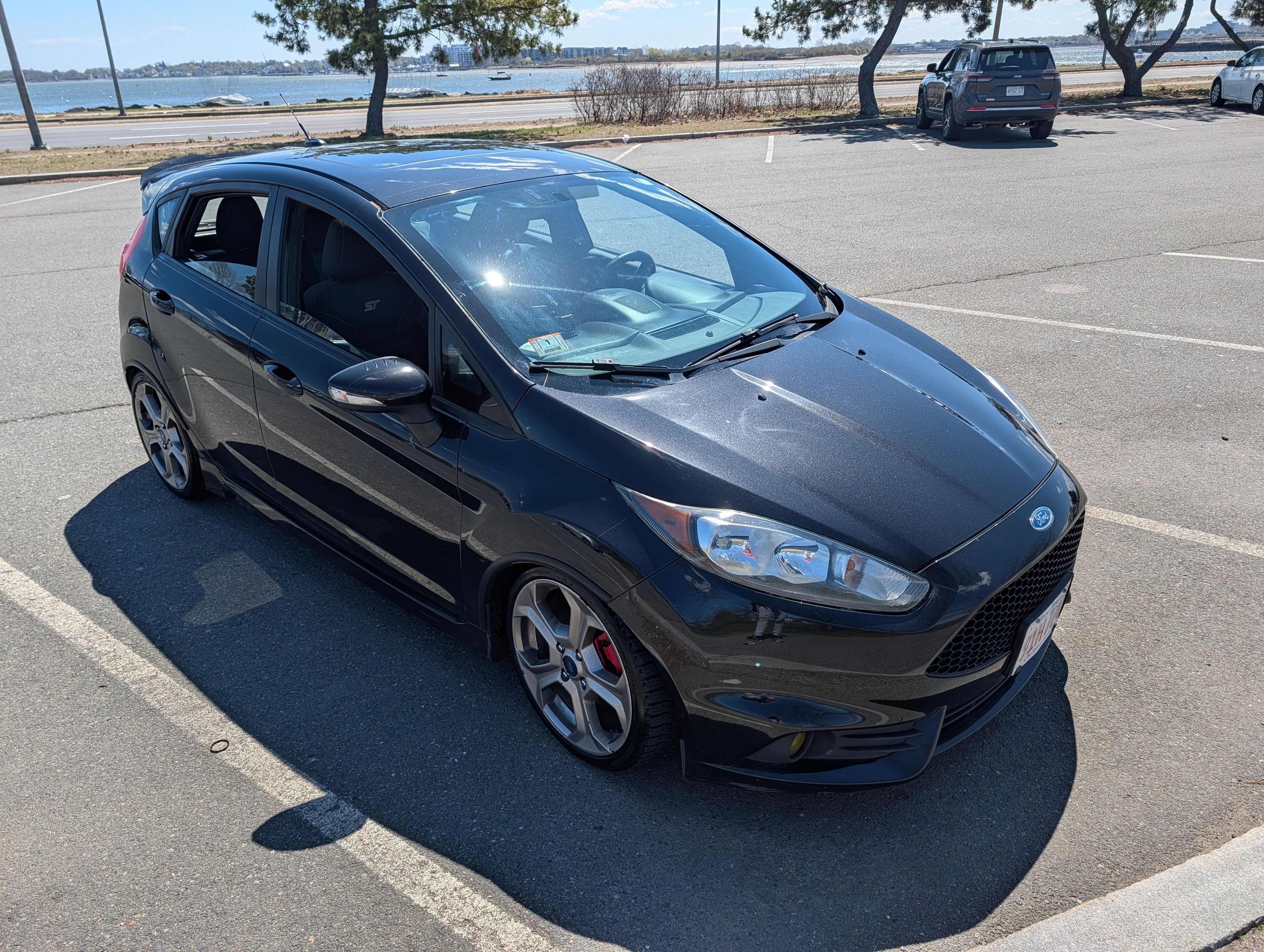 Used 2014 Ford Fiesta ST FWD image 1