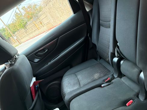 Used 2020 Nissan Rogue S image 8