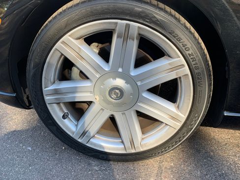 Used 2006 Chrysler Crossfire Limited image 9