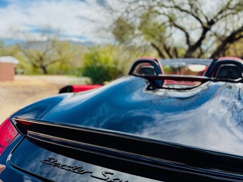 Used 2011 Porsche Boxster Spyder image 9