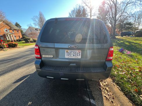 Used 2012 Ford Escape XLT image 12