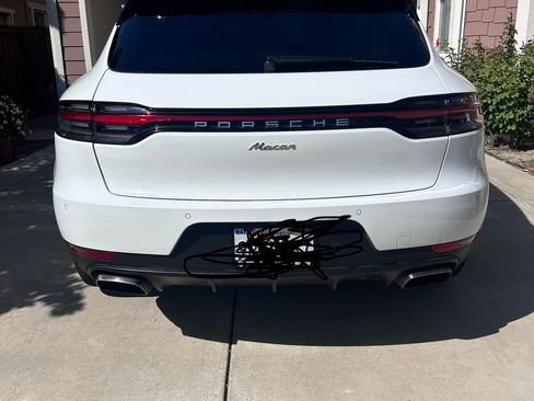 Used 2020 Porsche Macan image 2