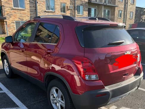 Used 2015 Chevrolet Trax LT AWD/4WD image 2