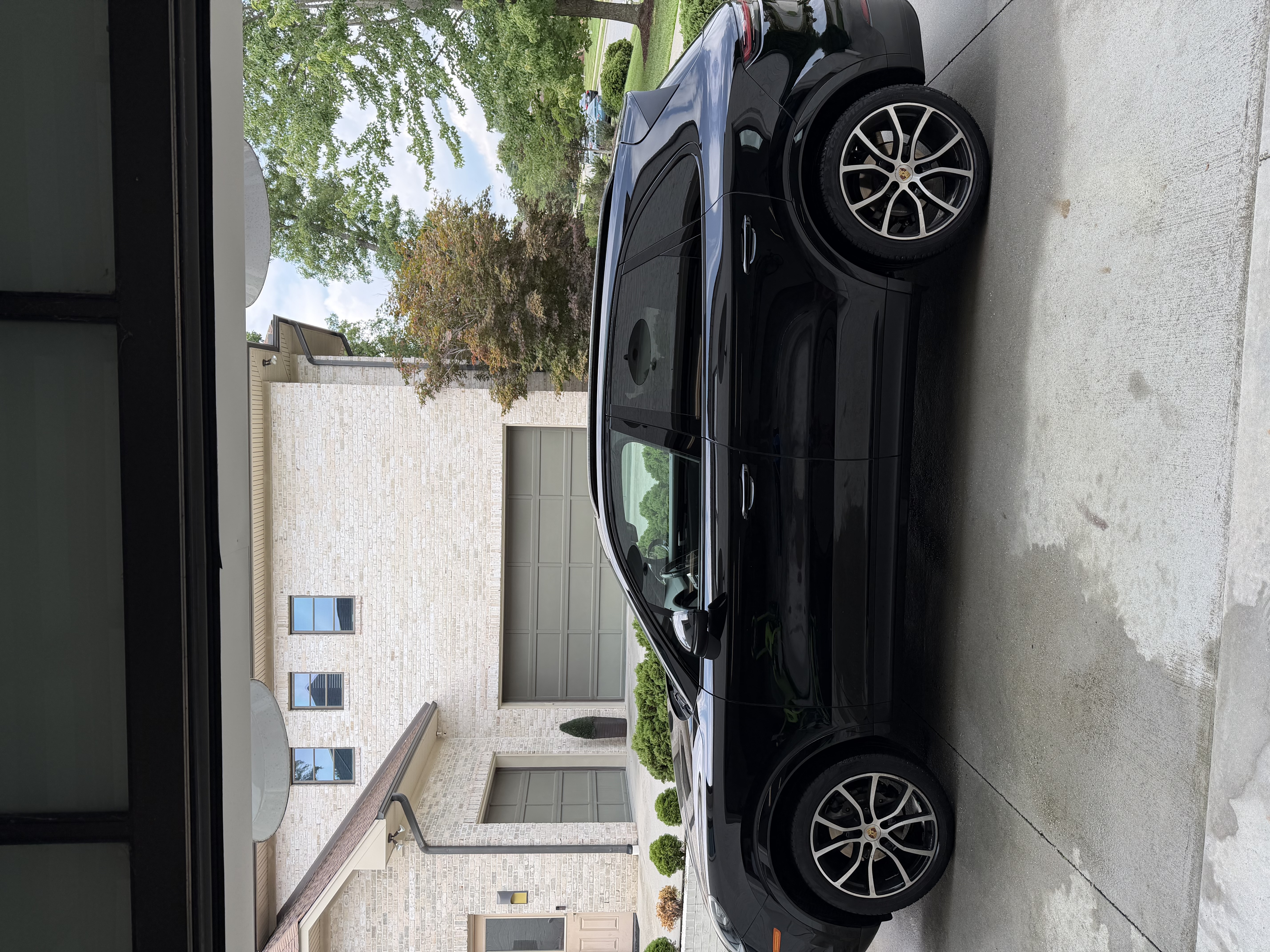 Used 2019 Porsche Cayenne AWD/4WD image 5