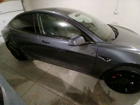 Used 2022 Tesla Model 3 Performance image 5