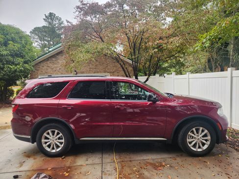 Used 2023 Dodge Durango SXT Launch Edition image 5