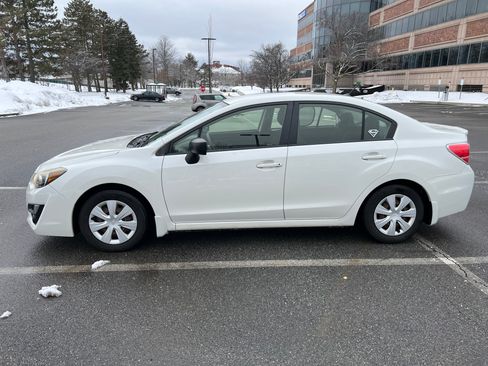 Used 2015 Subaru Impreza 2.0i image 4