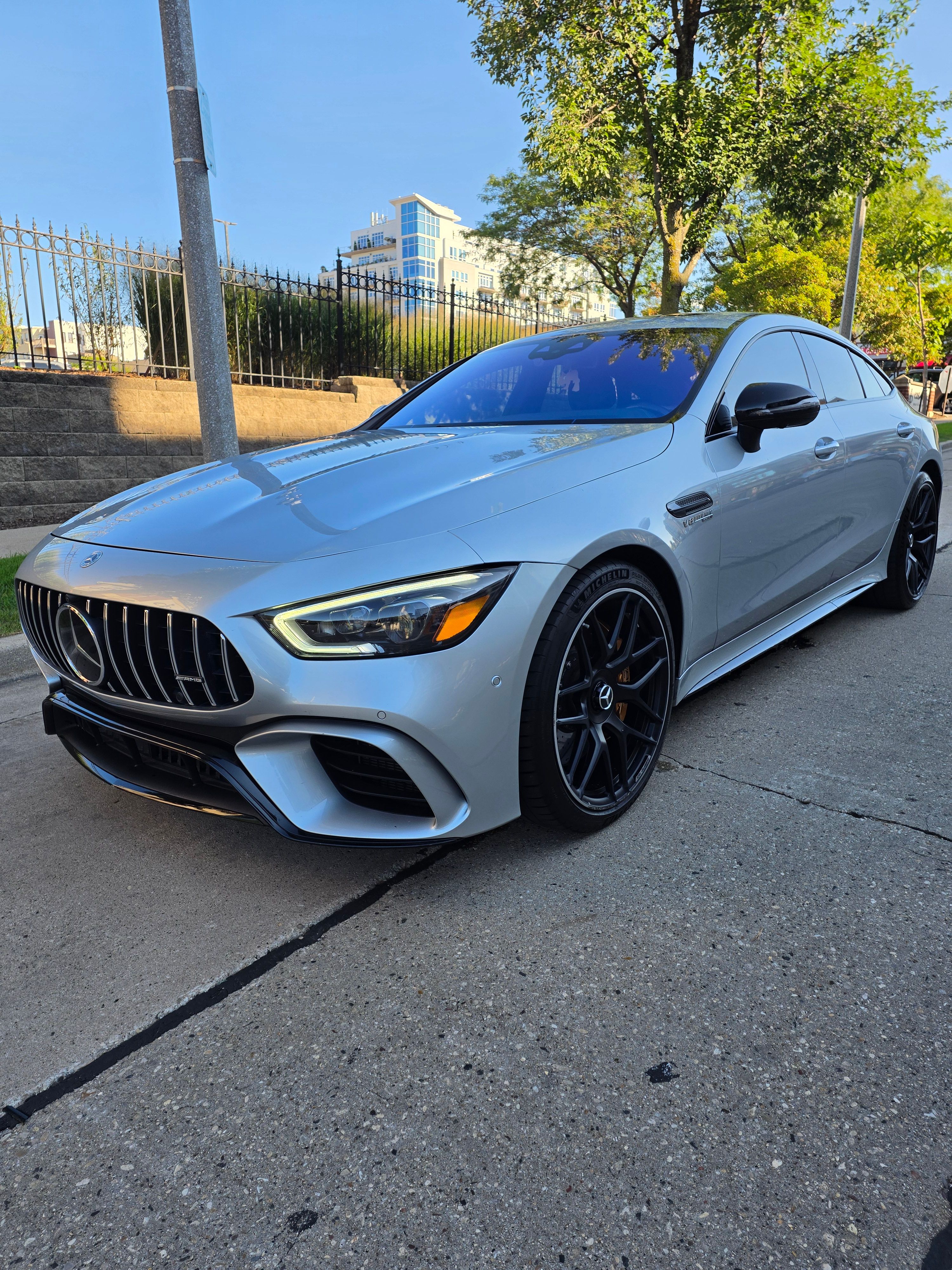 Used 2021 Mercedes-Benz AMG GT 63 S image 4