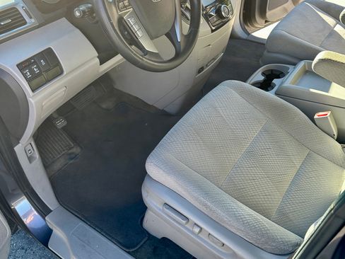 Used 2015 Honda Odyssey EX image 14