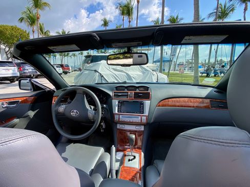 Used 2007 Toyota Solara SLE image 12