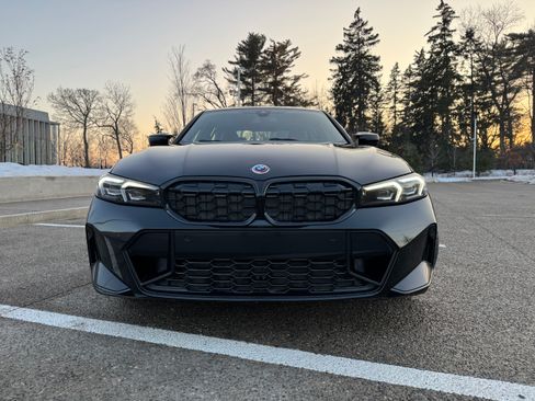 Used 2023 BMW M340i xDrive image 6