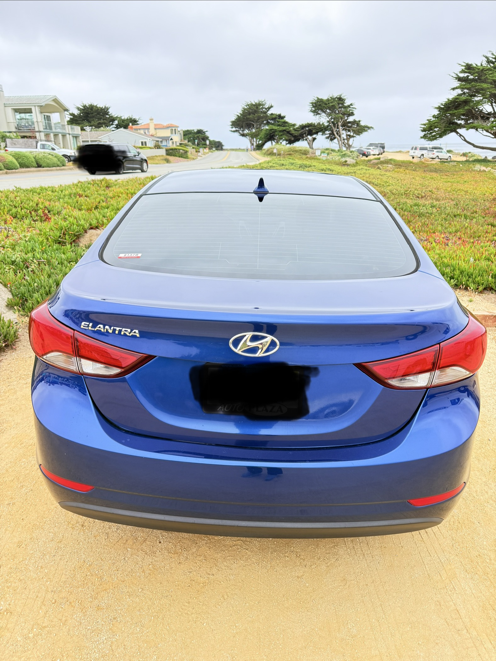 Used 2015 Hyundai Elantra SE w/ Option Group 02 FWD image 7