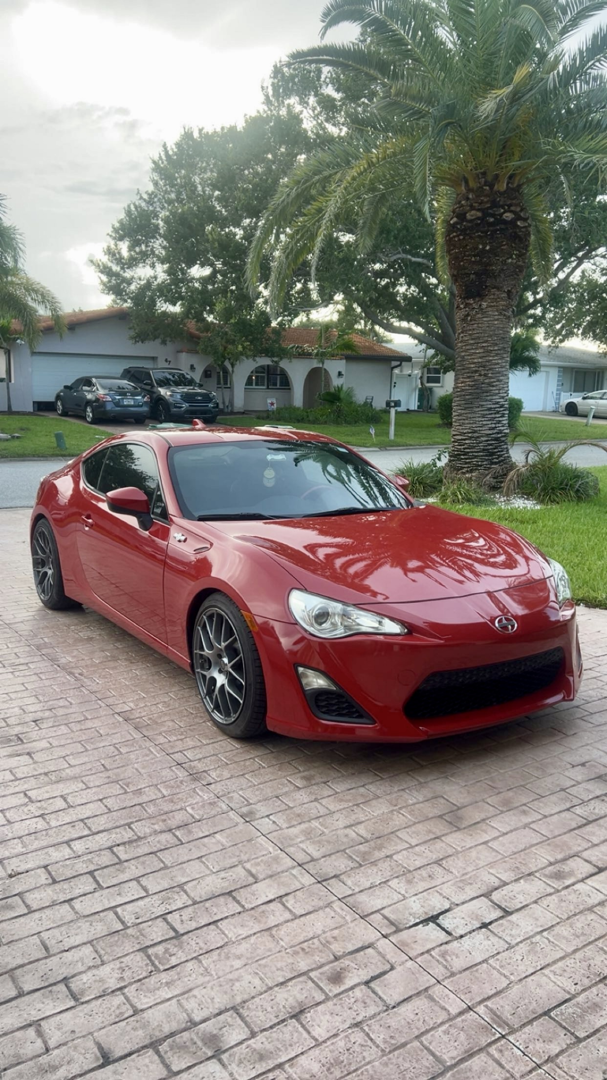 Used 2015 Scion FR-S RWD image 1