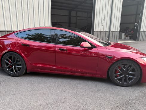 Used 2023 Tesla Model S Plaid AWD/4WD image 11