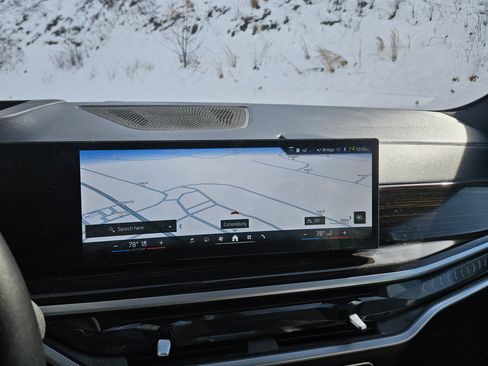 Used 2025 BMW X5 xDrive40i image 4