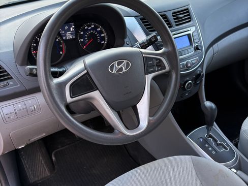 Used 2014 Hyundai Accent GS image 19