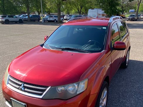 Used 2008 Mitsubishi Outlander XLS FWD image 4
