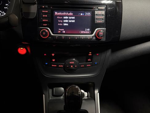 Used 2018 Nissan Sentra SV image 13