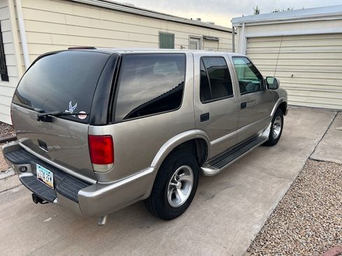 Used 1999 Chevrolet Blazer LT image 8