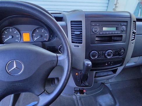 Used 2012 Mercedes-Benz Sprinter 2500 image 8