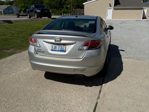 Used 2011 MAZDA MAZDA6 i Grand Touring w/ Technology Pkg FWD image 2