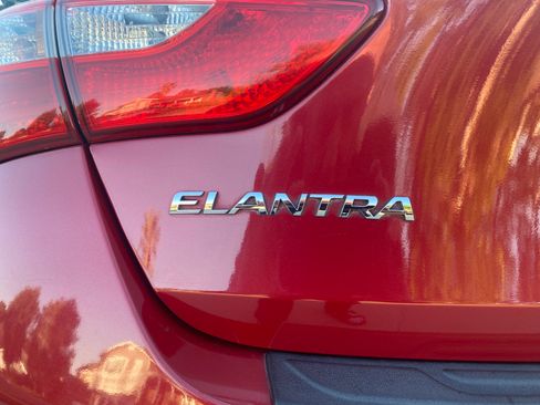 Used 2016 Hyundai Elantra GT image 8