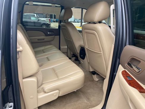 Used 2011 GMC Sierra 1500 SLT w/ Suspension Package, Off-Road image 19