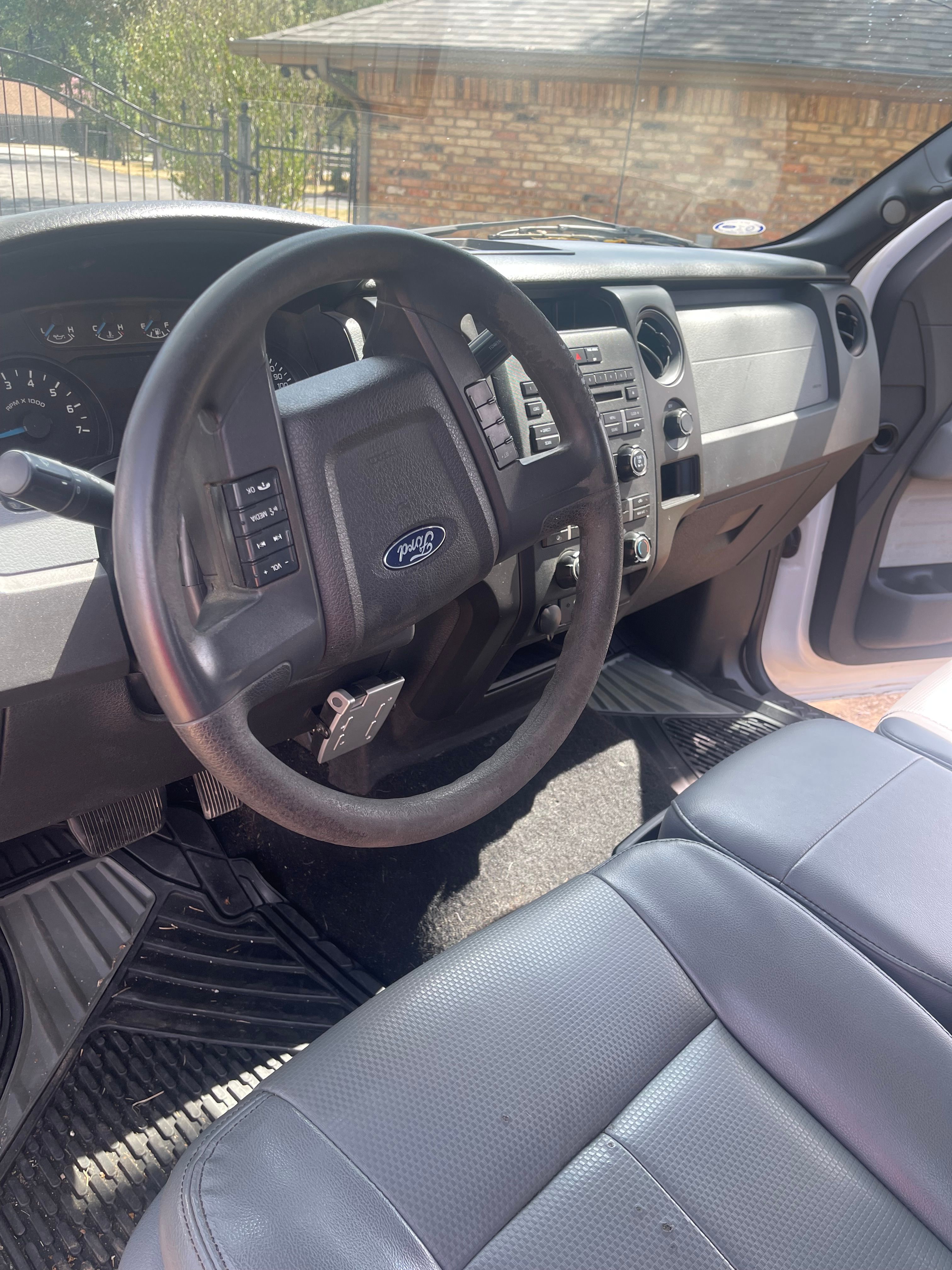 Used 2013 Ford F150 XL w/ Mid Equipment Group AWD/4WD image 8