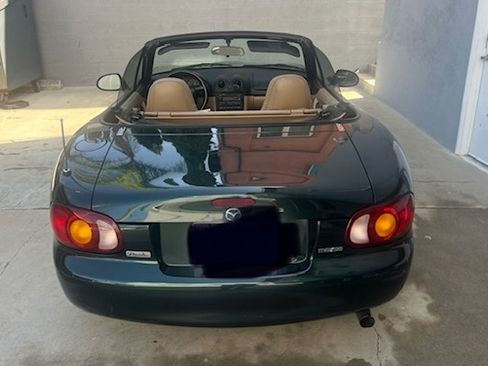 Used 1999 MAZDA MX-5 Miata RWD image 16