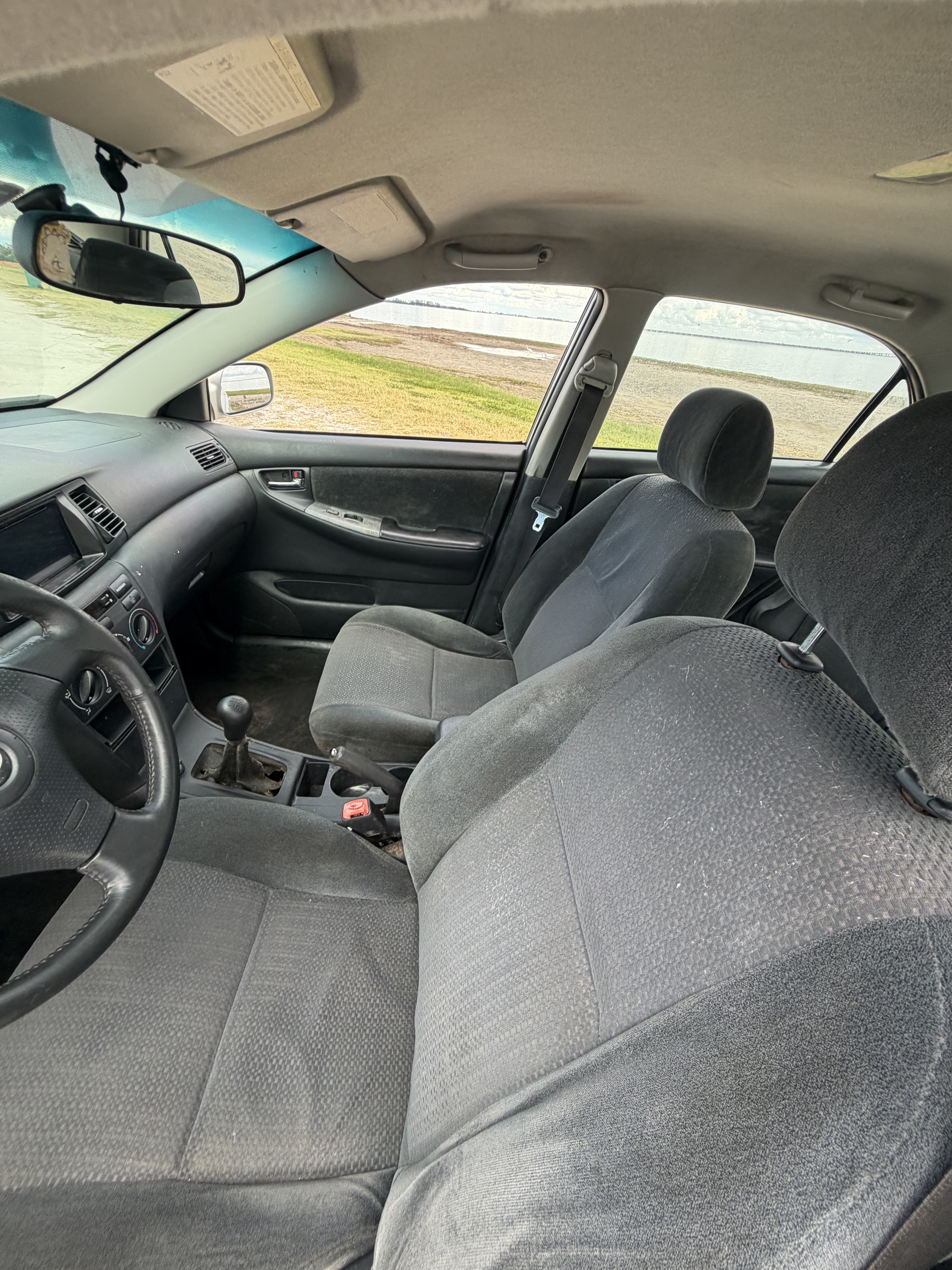 Used 2004 Toyota Corolla S FWD image 10
