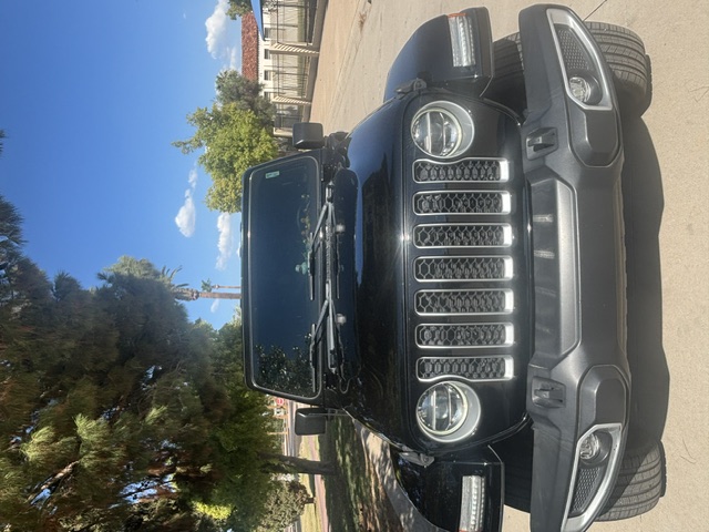 Used 2021 Jeep Wrangler Unlimited Sahara w/ Cold Weather Group AWD/4WD image 2