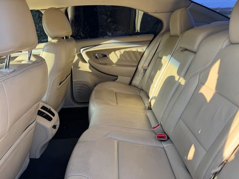 Used 2013 Ford Taurus SEL image 5