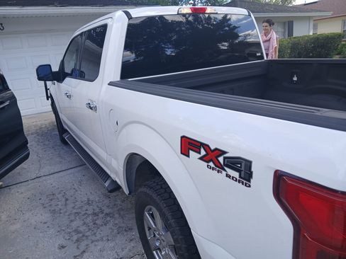 Used 2019 Ford F150 XLT w/ Equipment Group 302A Luxury image 5