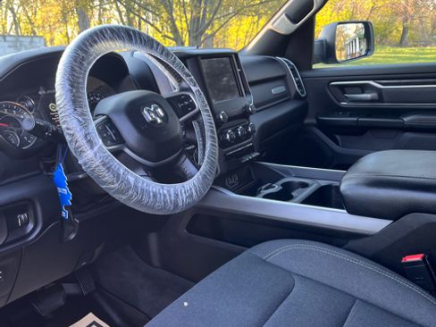 Used 2021 RAM 1500 Big Horn AWD/4WD image 8